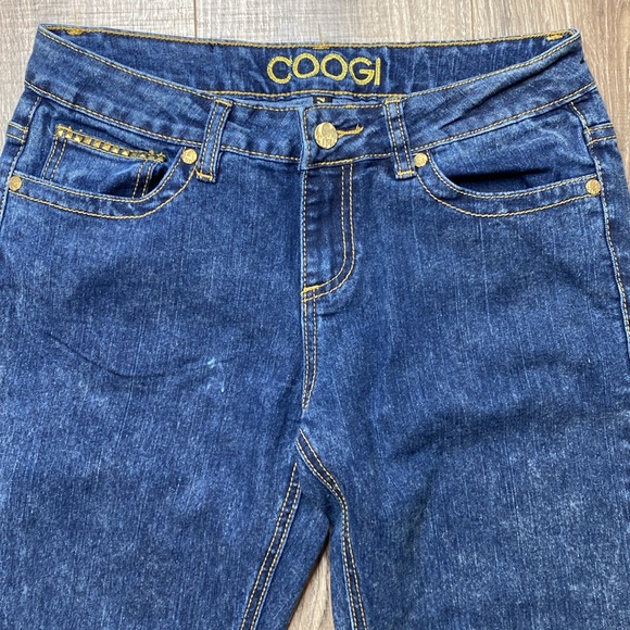 COOGI embroidered gold cross rhinestone jeans, size 7/8 - Picture 3 of 13
